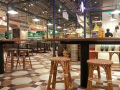 大堂-大食代美食广场(上海中心店)