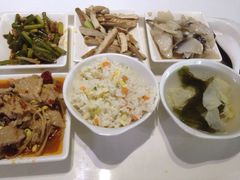 自助午餐-上德宝骏宝马5S店