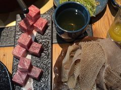 -湊湊火锅·茶憩(南京东路悦荟店)