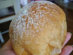 咖啡冰心面包-啊噗吐呦现场烘焙(麦凯乐店)