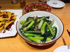 腊肉洪山菜苔-龚兴城鱼羊吉·家传湖北菜(苗栗路总店)