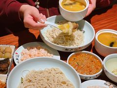 -裕兴记•蟹黄面馆(人民广场店)