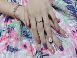 -灰姑娘美甲美睫馆