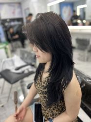 -镁连社·美联社