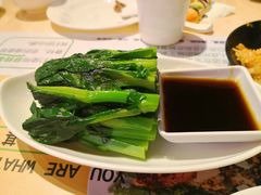 蚝油菜心-来龙里 精致 东南亚餐室(万象城店)