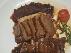 -红鼎豆捞·非遗鲍皇汤火锅(宝丰路店)