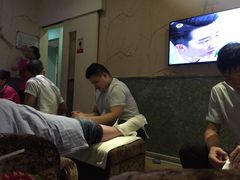 -新盈光·云会所(百丈东路店)