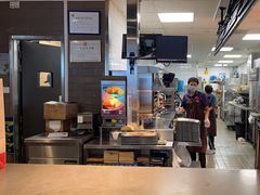 -麦当劳(三亚凤凰机场店)