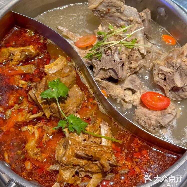 要说羊蝎子，还得是北京的这家地道