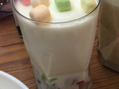 鲜果酸奶冰淇淋-海岩咖啡(茂业天地店)