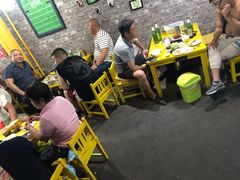 等位区-老红桥炸灌肠牛肚锅烧烤(定福庄店)