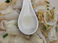 -小杨生煎(浦江欢乐颂店)