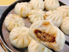 猪肉大葱包子-石饮红星包子(中山路店)