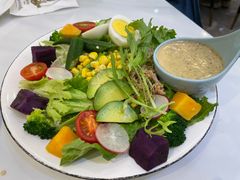 -丽莎沙拉轻食餐厅(国贸店)