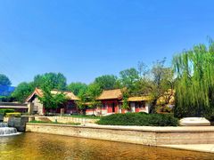 -元大都城垣遗址公园