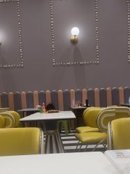 -奈尔宝·儿童乐园·亲子餐厅(鄞州万达店)