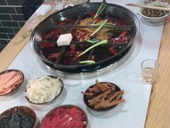 -正贰捌经重庆老火锅(建设路店)
