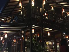 -Dash Teak House