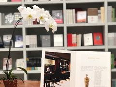 -二酉书店TOYOU BOOKS