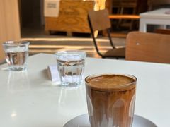 -VOYAGE COFFEE 咖啡烘焙工坊店(798艺术区店)