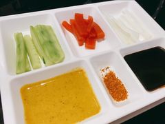 烤鸭蘸料-皇城根·烤鸭·鱼头·家常菜(欧亚大观乐活城店)