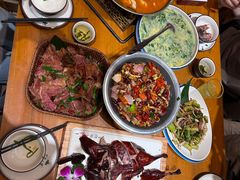 -老滇山寨•云南特色菜•地方菜•民族风情歌舞表演(金碧店)