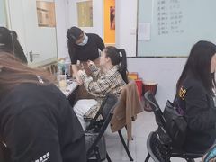 -首脑美容美发化妆美甲培训学校(龙岗校区)
