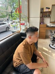 -MARTIN'S BARBER SHOP男士理发馆