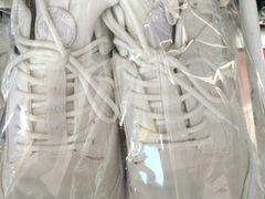 -京伟修鞋洗鞋奢侈品皮具护理店