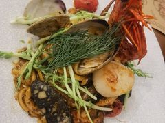 -Mark&Mars Restaurant