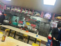 -华威达牛庄(黄埔大道西店)