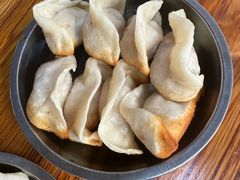 网红锅贴-锅贴大王南翔小笼(临沂二村店)