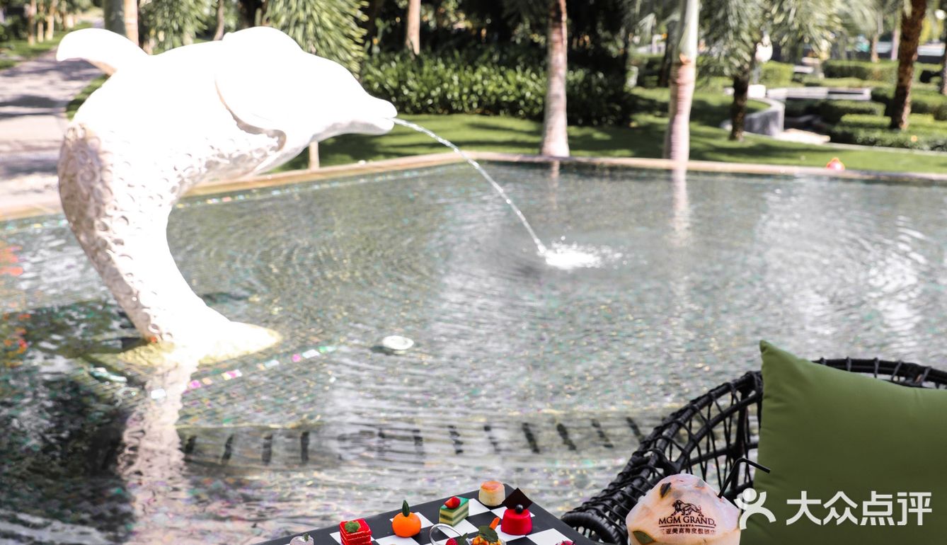 基本每间房间都可以看到海，房间内有一个独立的阳台