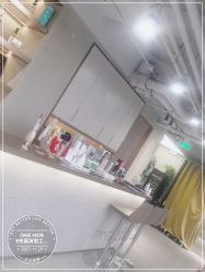 -变画·发型STUDIO