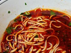 -杨记清芳牛肉拉面(京广路店)