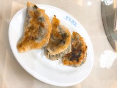 香煎韭菜饺-黄埔华苑酒家(黄埔总店)