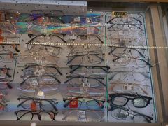 -沫芮眼镜·蔡司官方授权店(人民广场店)