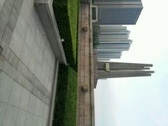 android_upload_pic-唐山抗震纪念碑广场