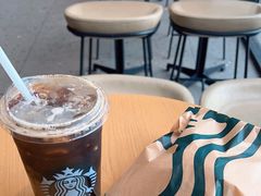 -星巴克臻选(郑州中原万达店)