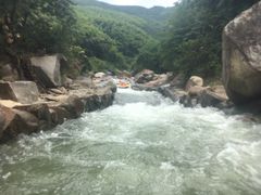 -虎啸峡漂流