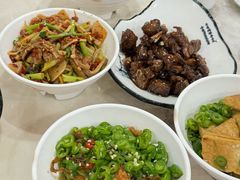 -红色湘菜馆(春风店)