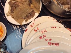 -一鼎牛鲜活牛肉城(晋江海峡国际食品城店)