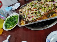 -丹水桥地锅鱼·翘嘴鲌·地方特色全鱼宴(丹江口大坝店)