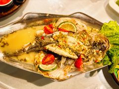 青柠檬蒸鲈鱼-暹罗酒肆泰餐厅酒吧