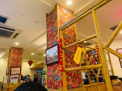 大堂-鹤乡东北菜(崮山路店)