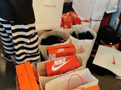 -NIKE上海青浦优选体验店