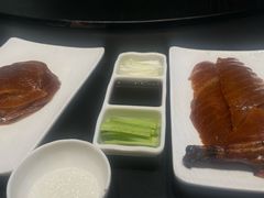 -艳阳天民俗村(公园路店)