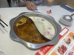 菌菇鸳鸯-傣妹火锅(徐泾店)