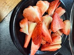 -果松木炭酸菜铜火锅·外婆参鸡汤