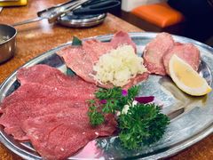 厚切牛舌-蒜香焼肉PURUSHIN(马场路店)